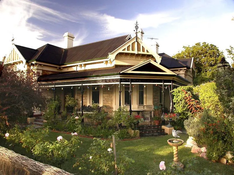 North Adelaide Heritage Cottage & Apartments 4*,  Australia