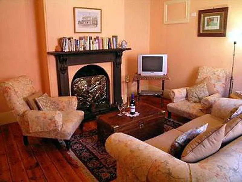 **** Hotel North Adelaide Heritage Cottage & Apartments Australia