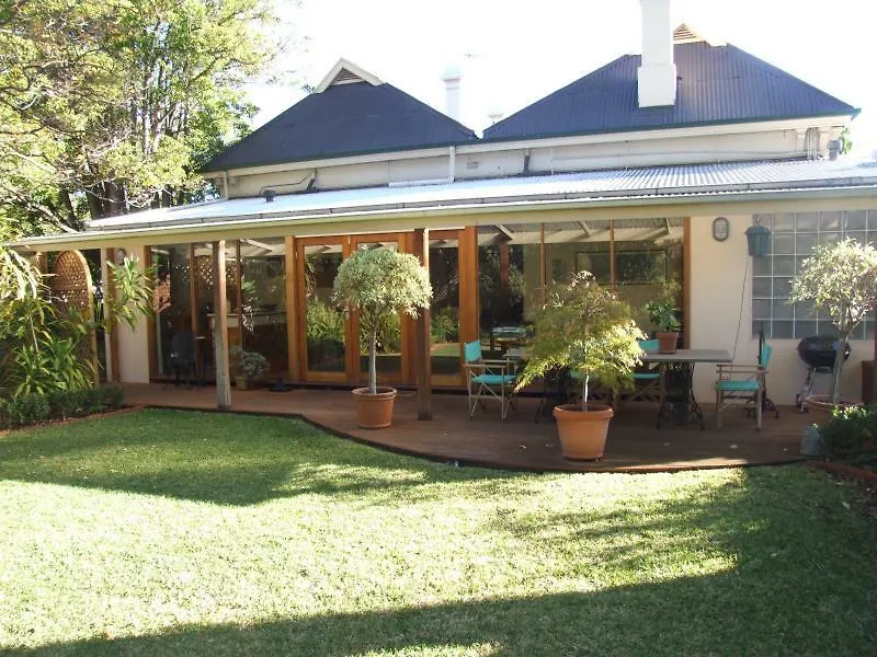 North Adelaide Heritage Cottage & Apartments
