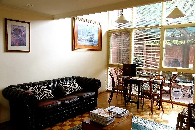 North Adelaide Heritage Cottage & Apartments 4*,