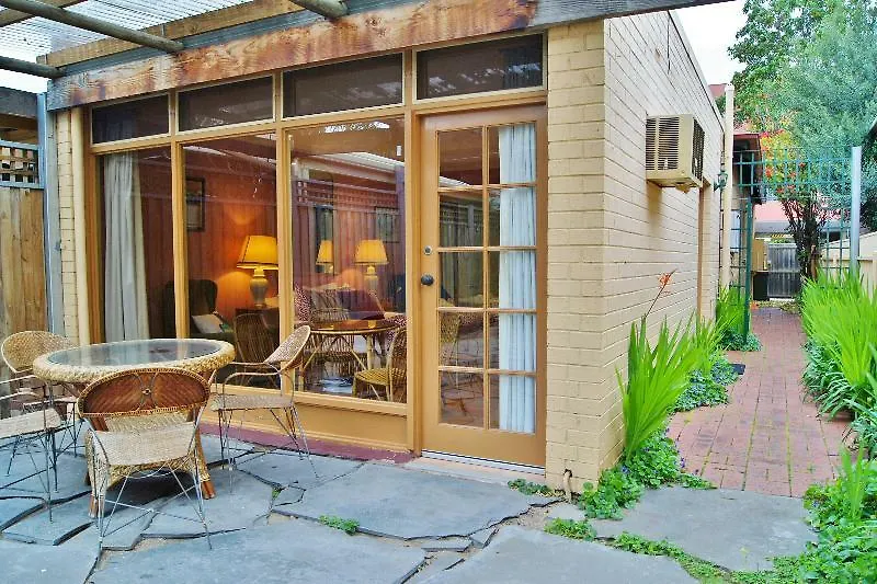 North Adelaide Heritage Cottage & Apartments
